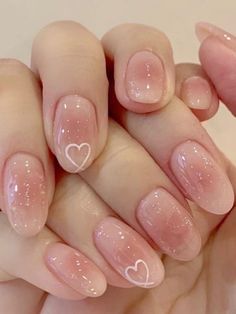 Korean Nails No Charms, Short Round Korean Nails, Pretty Soft Nails, Cute Nails Aesthetic Korean, Nail Art Designs Korean Style, Short Nail Designs Cute Korean, Simple Nail Designs Korean, Blush Nails With Heart, Blush Nails Korean Pink