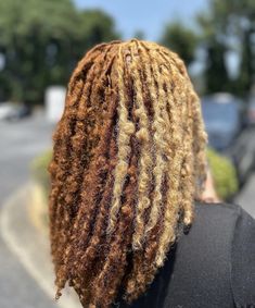 Dreadloc Color Ideas, Ginger And Honey Blonde Locs Black Women, Ginger Locs With Blonde Highlights, Ginger And Blonde Locs, Brown And Blonde Locs, Honey Brown Locs Black Women, Honey Brown Locs, Puffy Locs, Honey Blonde Locs