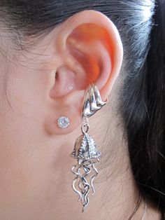 Three Ear Piercings, Unique Ear Cuffs, Jellyfish Jewelry, Dragon Ear Cuffs, Silver Gold Jewelry, Hammered Hoop Earrings, Wrap Earrings, Earring Silver, Silver Ear Cuff