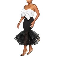 Introducing our Elegant Bow Crop Top and Skirt Set – a sexy and sophisticated ensemble designed for the modern woman who wants to make a statement. This 2-piece set features a big bow cropped tube top paired with a gauze ruffle mermaid skirt, creating a stunning and fashion-forward look.The bow detail adds a playful and chic element to the outfit, while the mermaid skirt enhances the ensemble with its elegant fishtail design. Crafted for those who appreciate both comfort and style, this set ensu Bow Crop Tops, Hip Skirt, Fishtail Dress, Elegant Skirt, Mermaid Skirt, Cropped Tube Top, Rave Outfits, Evening Attire, Glamorous Evening Gowns