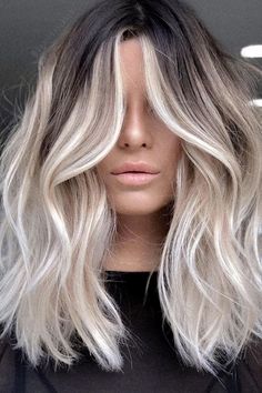 Subtle Hair Color, Warm Hair Color, Fall Hair Color Ideas, Dark Roots Blonde Hair, Balayage Blonde, Fall Hair Color For Brunettes, Let You Go, Balayage Hair Blonde