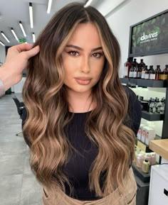 Hair Colour For Pale Skin Brown Eyes, Contouring Hair, Sunkissed Hair Brunette, Pale Skin Hair Color, Balayage Hair Blonde Long, New Hair Look, Silver Blonde Hair, Beige Hair, Dark Brunette Hair