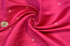 > What is the Quality ?   Vintage 100% Pure silk Zari Copper Thread Havey Brocade Weave Pink Banarasi Saree. > What is Special About these Product ?    Now  Presently these Saree are not in  Processing in India. Only Efficient Weaver with Special Silk can Wear these Heavy Vintage Brocade, Tanchoi Jamaver Saree. Depending on the intricacy of its designs and patterns, a sari can take from 15 days to a month and sometimes up to six months to complete. > Dimension and Weight     Length :  Yard.    W Pink Raw Silk Dupatta For Formal Occasions, Formal Pink Raw Silk Dupatta, Fitted Fabric With Zari Work For Festive Occasions, Elegant Silk Fabric With Self Design Embroidery, Elegant Silk Embroidered Fabric With Self Design, Formal Art Silk Fabric With Zari Embroidery, Silk Saree With Motifs For Party, Festive Silk Embroidered Fabric With Self Design, Silk Party Saree With Motifs