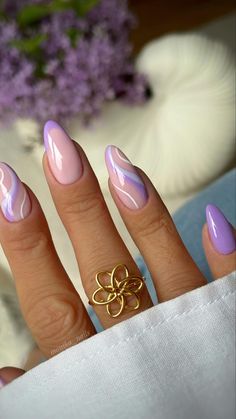 Lilac Gel Nails Almond, Purple Nail Designs Almond, Light Purple Almond Nails Design, Almond Acrylic Nails Lilac, Almond Nails Lilac, Purple Almond Nails Design, Almond Shaped Lilac Nails, Pastel Almond Nails, Cute Almond Nails