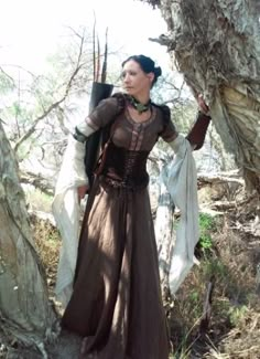 Dress and chemise natural flax linen "Archeress" costume set Archeress Costume, Medival Outfits Women Traveler, Medieval Female, Mid Evil, Fair Outfits, Prince Caspian, Larp Costume, Medieval Clothing, Medieval Dress