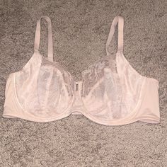 Nwot- Cameo Rose Size 38d Feminine Pink Sheer Bra, Pink Sheer Underwire Bra, Elegant Full Coverage Pink Bra, Pink Full Cup Partially Lined Bra, Calvin Klein Bralette, Underwire Sports Bras, Josie Natori, Convertible Bra, Halter Bralette