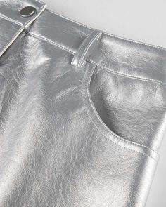 Details: Silver tube skirt with pockets designSkirt Length: ShortMaterials:95% Polyester + 5% Spandex Metallic Mini Skirt, Tube Skirt, Skirt With Pockets, Hair Wear, Skirts With Pockets, Skirt Length, Stretchy Material, Silver Color, Mini Skirt