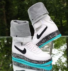 Nike Air Force 1 Upstep Warrior N7 Women’s Size 12 White Turquoise 873308-103 Sporty High-top Sneakers For Winter Sports, Sporty Sneakers For Winter Sports, Nike Boots Women's, Custom Air Force Ones, Neon Nike Shoes, Nike Shoes Women Fashion, Chic Clothing Style, Bar Plans, Nike Air Force 1 Mid