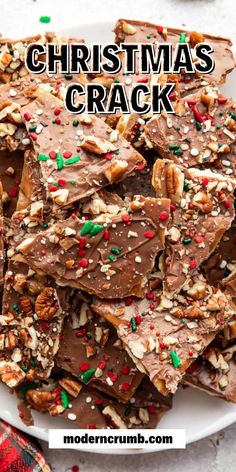 Christmas Pot Luck Desserts, Christmas Eve Snacks Appetizers, Caramel Bark, Saltine Cracker Recipes, Turtle Candies, 2023 Cookies, Cracked Cookies, Toffee Bark, Yummy Candy