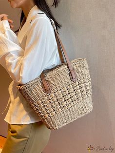 BirdinBag - Chic Summer Straw Shoulder Bag for Women, Vintage Woven Design - 2023 Collection Bucket Bag Pattern, Summer Purses, Trendy Handbags, Boho Bags, Jute Bags, 2023 Collection, Woven Design, Word Wrap, Shopping Tote Bag