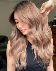 Milk Tea Beige Hair Color Balayage, Milk Tea Brown Hair Color Balayage, White Chocolate Hair, Chocolate Milk Hair Color, Milk Coffee Hair Color, Milktea Hair Balayage, Milk Tea Blonde Balayage, Chocolate Beige Hair, Biscuit Hair Colour