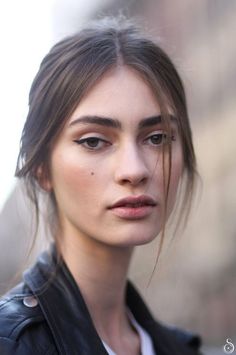 runwayandbeauty:  Marine Deleeuw after Dolce & Gabbana Fall/Winter 2014-15 by Stefano Carloni Make Up Yeux, Marine Deleeuw, Model Tips, Runway Beauty, Glow Skin, Glamour Shots, Beauty Portrait, Parisian Chic, Alexa Chung