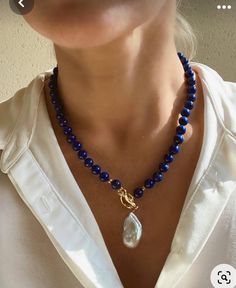 Baroque Pearl Pendant, Diy Jewelry Necklace, Lapis Lazuli Necklace, Lapis Lazuli Beads, Necklace Beads, Dope Jewelry, Jewelry Lookbook, Bohemian Fashion, Elegant Necklaces