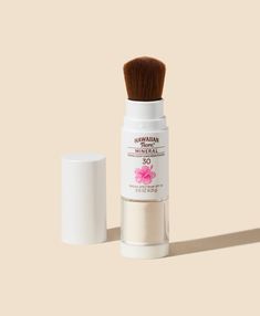 Mineral Translucent Sunscreen Powder Brush SPF 30 Hawaiian Tropic Sunscreen, Sunscreen Powder, Sunscreen For Face, Powder Sunscreen, Tropical Scent, Daily Beauty Routine, Hawaiian Tropic, Best Sunscreens, Mineral Powder