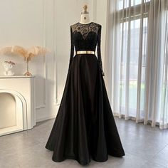 Dubai Design, Satin Evening Dress, Dresses Luxury, Satin Evening Dresses, Satin Long Sleeve, Long Sleeve Evening Dresses, Dubai Fashion, Luxury Dress, Satin Material