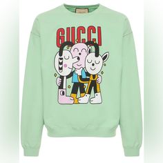 New With Tag Gucci Casual Cotton Sweater, Gucci Graphic Print Long Sleeve Sweatshirt, Designer Graphic Print Long Sleeve Sweatshirt, Designer Long Sleeve Graphic Print Sweatshirt, Gucci Crew Neck Sweatshirt With Graphic Print, Gucci Long Sleeve Logo Print Top, Gucci Long Sleeve Tops With Logo Print, Gucci Long Sleeve Top With Logo Print, Gucci Designer Crew Neck Sweatshirt