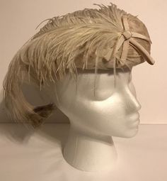 VINTAGE WOMANS ALBRIZIO FEATHER HAT NEW YORK INCREDIBLE One Of A Kind Stunner | eBay Hat New York, Feathered Hat, Fashion 1950, Star Costume, Vintage Style Hat, Gray Hat, Old Fashion Dresses, Head Dress, Feather Hat