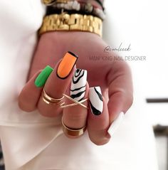 💅 ewuleeek 👈 Instagram Nail Must Haves, Stylish Nail Art, Girly Nails, Nail Polish Design, Bday Nails, Easy Nail Art Designs, Polish Design, Nail Art At Home, Fancy Nails Designs