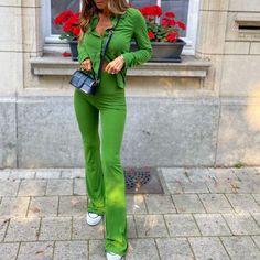 Polyester Casual Fall Sets With Straight Pants, Zara Casual Long Pants Sets, Green Long Sleeve Pantsuit With Pockets, Green Stretch Jumpsuits And Rompers For Spring, Spring Stretch Trousers Jumpsuits And Rompers, Green Long Sleeve Pantsuit For Fall, Spring Stretch Jumpsuits And Rompers Trousers, Spring Stretch Full-length Pantsuit, Spring Stretch Jumpsuits And Rompers