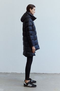 Battle the cold in this warm and ultra cozy Puffer Jacket. Fasten tightly at the neckline for a snug fit, or leave open for a stylish vibe. This is your new go-to winter closet staple. Quilted fabric Zip up closure Long sleeves Side pockets Oversized fit Long Puffer Jacket, Winter Closet, Long Puffer, Down Puffer Coat, Quilted Fabric, Closet Staples, Fashion Icon, Puffer Coat, Quilt Fabric