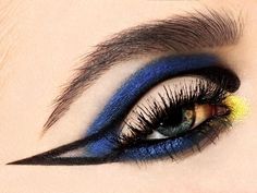 “Celebrating #TheForceAwakens with #StarWars-inspired lashes using @COVERGIRL's… Storybook Cosmetics, Welcome To The Dark Side, Graphic Makeup, Star Wars Outfits, Pat Mcgrath, Fantasy Makeup, Editorial Makeup, The Dark Side