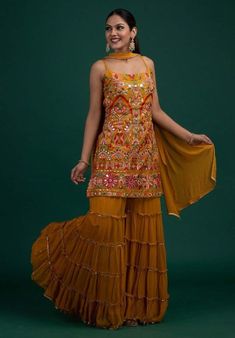 Sarara Dress, Sharara Suit Designs, Latest Party Wear Suits, Sharara Dress, Designer Sharara, Haldi Outfits