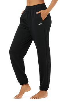 We’re all about the Accolade Sweatpant — it’s a super soft, leveled-up classic with a chrome Alo logo detail and powerful, performance tech for studio & street. Wear it in cold weather with a bold jacket and transition to warmer weather with slides. Super-soft fleece fabric For chill time or to-and-from Designed to work from studio to street Wear-tested by our in-house team for the perfect fit Alo Yoga® | Accolade Sweatpant in Black, Size: 2XS Accolade Sweatpant, The Accolade, Best Shorts, Womens Month, Chill Time, Tennis Skirts, Street Look, Girls Weekend, Back Women