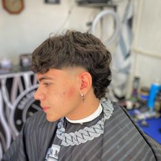 Fade Curly Hair, Fade Haircut Curly Hair, Long Curly Hair Men, Low Taper Fade Haircut, Low Taper Fade, Short Fade Haircut