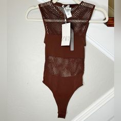 This Bodysuit Is From The Zara Limitless Contour Collection! It’s Extremely Stretchy And I Love How The Panels Are Strategically Placed To Cover The Important Parts! Snap Crotch Closure. Chocolate Brown. Zara Stretch Bodysuit For Spring, Sleeveless Brown Bodysuit For Summer, Stretch Brown Bodysuit For The Beach, Brown Sleeveless Bodysuit For Summer, Casual Seamless Bodysuit For Beach Season, Trendy Brown Bodysuit For Spring, Seamless Stretch Bodysuit For Summer, Casual Brown Bodysuit For Summer, Summer Stretch Seamless Bodysuit