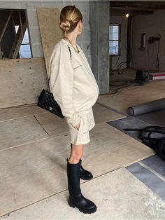 Pernille Teisbaek, Maternity Street Style, Baby Bump Style, Pregnancy Fashion, Preggo Fashion, Pretty Pregnant, Stylish Maternity Outfits, Pregnancy Looks, Trendy Maternity