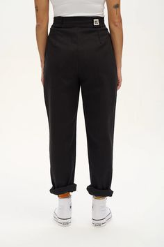 Addison - Tapered Twill Jeans in Black – Lucy & Yak Relaxed Fit High-waisted Dress Pants With Elastic Waistband, High-waisted Relaxed Fit Dress Pants With Elastic Waistband, Relaxed Fit Tapered Pants With Elastic Waistband, Tapered Bottoms With Elastic Waistband For Workwear, Tapered Elastic Waistband Bottoms For Workwear, Tapered Leg Dress Pants With Elastic Waistband, Mom Fit Wide Leg Pants With Pockets, Chic Tapered Leg Mom Fit Bottoms, Chic Mom Fit Bottoms With Tapered Leg