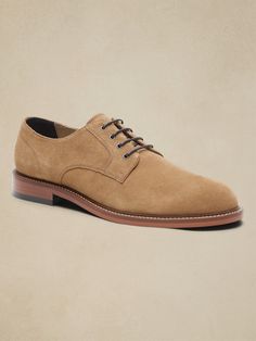 Modeled after traditional English styles, these oxford shoes offer a modern approach to more formal dressing, offering ultimate versatility with a luxurious suede construction in hues that work whether the occasion is more casual or true cocktail.  D Suede Dress Shoes With Leather Sole And Plain Toe, Suede Low-top Dress Shoes With Leather Sole, Suede Almond Toe Dress Shoes With Textured Sole, Low-top Suede Dress Shoes With Leather Sole, Plain Toe Suede Dress Shoes With Rubber Sole, Elegant Plain Toe Lace-up Shoes With Suede Lining, Suede Lace-up Dress Shoes With Textured Sole, Low-top Suede Oxfords With Suede Lining, Suede Oxfords With Rubber Sole And Almond Toe