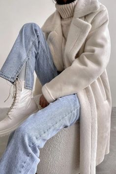 Cold Day Outfits, Mantel Outfit, Streetwear Outfit Ideas, Stile Hijab, Stylish Winter Outfits, Trendy Outfits Winter, Winter Fashion Outfits Casual, Trendy Winter, Winter Outfit Inspiration