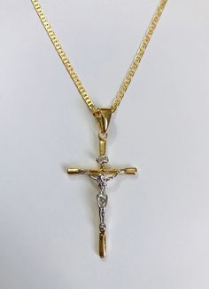 "18K GOLD FILLED CROSS NECKLACE . FOR GOOD LUCK,PROTECTION,HEALTH AND ANY KIND OF DIFFICULTY .22\" LONG CHAIN. PENDANT SIZE: 55 X 28 mm 18K GOLD FILLED CADENA DE CRUZ . PARA PROTECCION,BUENA SUERTE,SALUD Y PARA CUALQUIER CASO DIFICIL.22\" LARGO CADENA. TAMANO DEL DIJE: 55 X 28 mm" Gold Plated Crucifix Jewelry With Adjustable Chain, Gold Plated Crucifix Necklace Tarnish Resistant, Gold Plated Tarnish Resistant Crucifix Necklace, Gold-plated Tarnish-resistant Crucifix Necklace, Gold Crucifix With Figaro Chain Jewelry, Gold Crucifix Necklace With Box Chain, Gold Crucifix Box Chain Jewelry, Gold Crucifix Jewelry With Box Chain, Gold Crucifix With Box Chain