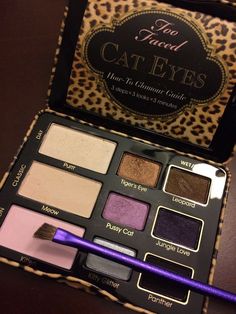 Makeup Brown, Jewelry Nails, Makeup Christmas, Makeup Party, Cats Eye, Cat Eyes, Makeup Items, Eye Palette