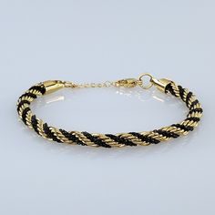 Brand New Men's Gold & Black Platinum Braided Rope Bracelet 8" - The Most Common Men's Size Also Available In 8.5" Width 4mm The Base Metal Is Solid Sterling Silver With A Layer Of Black Rhodium & 18k Gold Plating On The Outside. Black Rhodium Is A Type Of Platinum That Is Darker And More Rare. Rhodium Does Not Easily Rust Or Lose Its Shine. These Properties Of Durability, Luster, And Inertness Make It The Perfect Metal For Plating Other Metals Like Sterling Silver Retail Price $350 Buy With Con Braided Rope Bracelet, Mens Braids, Mens Accessories Jewelry, Everyday Necklace, Mens Gold, Black Rhodium, Chain Link Bracelet, Link Bracelets, Chain Link