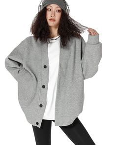 A knit cardigan with drop shoulders and an oversized silhouette that can be worn loosely.

A piece that is easy to match with any style, including
American casual, street, and casual.

The basic color makes it easy to match with any style of coordination.

◾️Model
Height/Weight: 167cm(65.7in)/40kg(88.1lb)
Try-on size: M






Cm
(inches)

Length
Chest
Shoulder
Sleeve Length


M
68(26.7)
128(50.3)
58(22.8)
56(22.0)


L
70(27.5)
132(51.9)
60(23.6)
57(22.4)


XL
72(28.3)
136(53.5)
62(24.4)
58(22.8 Knit Cardigan With Ribbed Cuffs For Streetwear, Everyday Gray Sweatshirt For Fall, Trendy Gray Sweatshirt For Layering, Oversized Black Crew Neck Cardigan, Versatile Oversized Sweatshirt With Ribbed Cuffs, Oversized Versatile Sweatshirt With Ribbed Cuffs, Plain Fall Outerwear For Streetwear, Oversized Versatile Knit Sweater, Versatile Oversized Knit Sweater