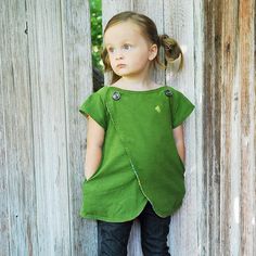 The Lucy Tunic PDF Sewing Pattern by ShwinDesigns on Etsy Shoes Diy, Sew Ins, Costura Diy, Tunic Pattern, Top Sewing Pattern, Diy Pattern, Learn To Sew, Cool Stuff, Sewing For Kids