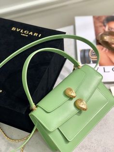 Size: 18.5cm*13cm*6.5cm It comes with Dust box, Care manual, Tag, and Paper bag. High-end Bags As A Gift, High-end Green Box Bag With Top Carry Handle, High-end Green Box Bag For Shopping, High-end Green Shoulder Box Bag, High-end Green Rectangular Satchel, High-end Top Handle Bag As Gift, High-end Green Rectangular Bag, High-end Box Bag With Handles As Gift, Designer Green Box Bag With Top Carry Handle