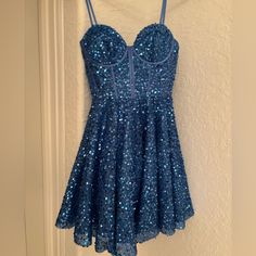 Stacees Size 2 Blue Dress Blue Sparkle Dress Short, Short Sparkly Blue Dress, Short Blue Glitter Dress, Blue Glitter Dress Short Sparkle, Lavender Dress Short, Blue Sequin Sweetheart Neckline Dress For Homecoming, Short Sparkly Dresses, Sparkly Mini Dress, Formal Dance