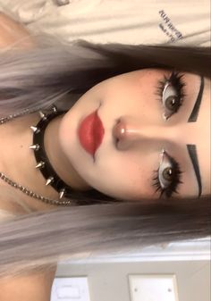 E Girl Makeup Tutorial, Anime Makeup Kawaii, Eyeliner Egirl, Cute Emo Makeup, Uwu Makeup, Maquillaje E Girl, Makeup Egirl, Pastel Goth Makeup, E Girl Makeup