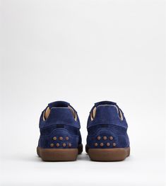 Tod's sneakers in fine suede with slight vintage effect, side stamped Tod's logo, rubber pebble detailing on the heel and rubber outsole. Tods Shoes, Shoes Store, Leather Shoes Men, Vintage Logo, Shoes Men, Leather Shoes, Baby Shoes, Shoes Mens, Dust Bag