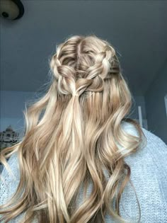 Peinados para andar fresca con el cabello suelto | Es la Moda Hair Color Dark, Blonde Hair Color, Gorgeous Hair, Down Hairstyles, Kids Hairstyles, Hair Hacks, Hair Trends