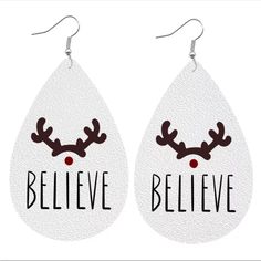 Super Cute And Festive! Lightweight White With Reindeer Antlers And “Believe” Silver Ear Wire Firm Price Faux Leather Crafts, Faux Earrings, Cricut Leather, Christmas Jewelry Diy, Cricut Jewelry, Christmas Believe, Cricut Earrings, Diy Leather Earrings, Leather Jewelry Diy