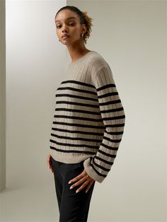 This striped sweater is meticulously crafted to captivate in every season, boasting a gracefully relaxed silhouette fashionably elongated sleeves that lend it a contemporary edge. Crafted from a resplendent yarn spun with opulent cashmere, renowned for its indulgent softness and breathable nature. 100% Cashmere Weaving Craft, Womens Active Wear Outfits, Silk Bedding Set, Chic Autumn, Lantern Sleeved Blouses, Cashmere Fabric, Autumn Look, Cashmere Sweater Women, Womens Cashmere