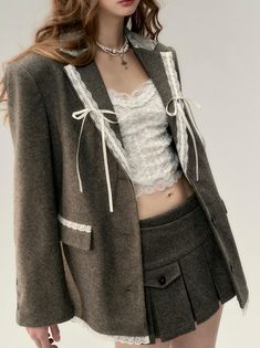 Suit With Suspenders, Lace Suit, Moda Denim, Suspenders Set, Grey Coat, Lace Camisole, Mode Inspo, Tailored Jacket, Casual Denim