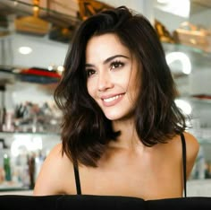 Long Thick Bob Hairstyles, Brushing Shoulder Length Hair, Air Space Haircut, Brunette Long Bob Side Part, Thick Brunette Hairstyles, Short Brunette Hair Wavy, Collarbone Length Dark Hair, Shoulder Brunette Hair, Short Hair Cuts Brunette