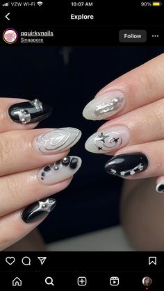 Metallic Nails Short, Short Almond Nails Dark, Wednesday Nails Ideas, Almond Nails Dark, Wednesday Nails, Nail Short Almond, Sparkle Gel Nails, Dark Gel Nails, Dark Nail Designs