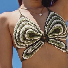 Crochet Account Names, Crochet Heart Top, Bikinis A Crochet, Crochet Beach Wear, Butterfly Crochet, Crochet Bathing Suits, Bikinis Crochet, Crochet Bra, Crochet Swim