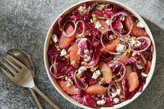 Radicchio and Red Grapefruit Salad Winter Produce, Green Beans With Almonds, Thanksgiving Salad Recipes, Ellie Krieger, Winter Stews, Grapefruit Salad, Thanksgiving Salad, Radicchio Salad, Red Onion Salad